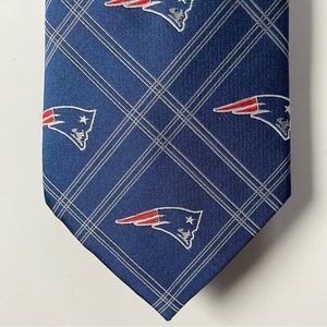 Patriots Tie Blue Officially Licensed Necktie New England NFL Football EUC Dad